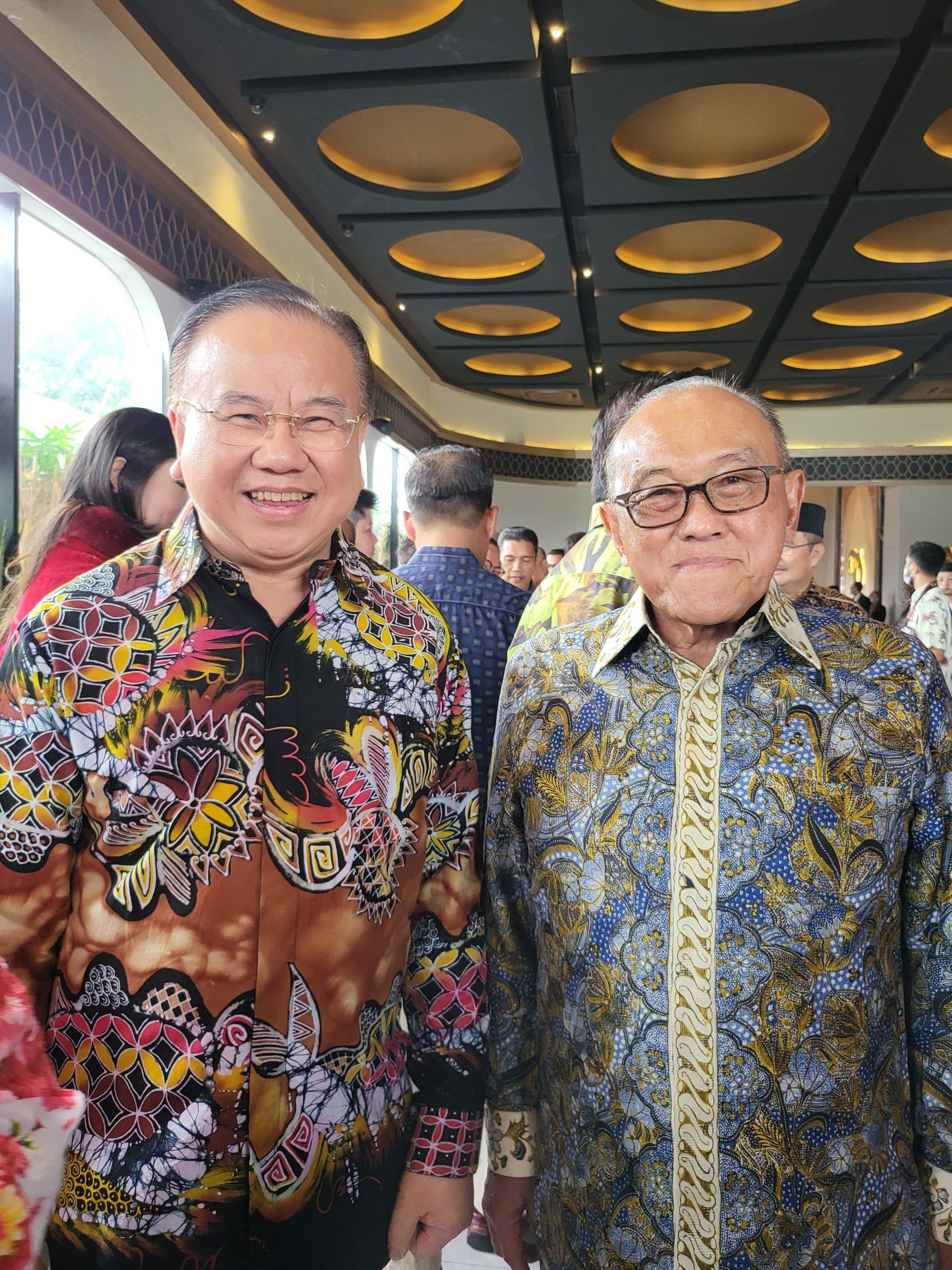 henry husada dan aburizal bakrie